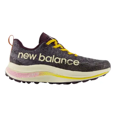 Sapatos femininos New Balance FuelCell SuperComp Trail v1 cinza amarelo AW24, Tamanho