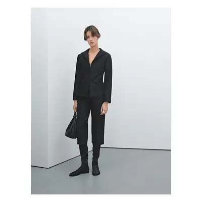 Blazer De Fato Com Colchetes - Limited Edition - Preto - Massimo Dutti - Mulher