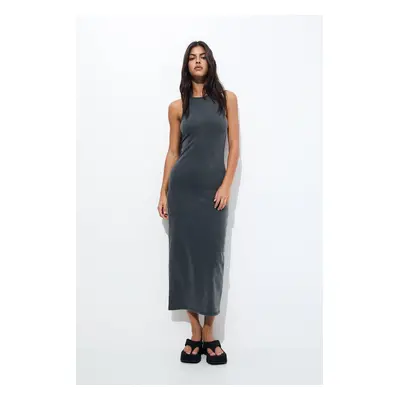 Vestido Midi De Manga Cava Halter