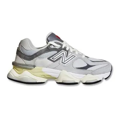 Tênis New Balance 9060