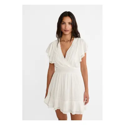 Stradivarius Vestido fluido curto com folhos Branco