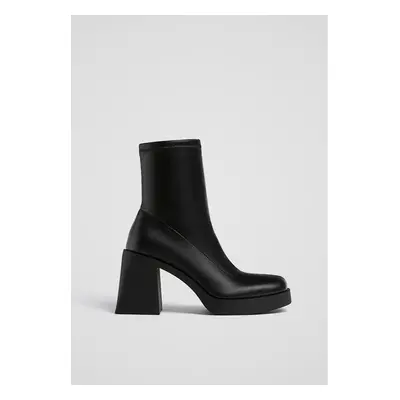 Stradivarius Botins tacão plataforma PRETO